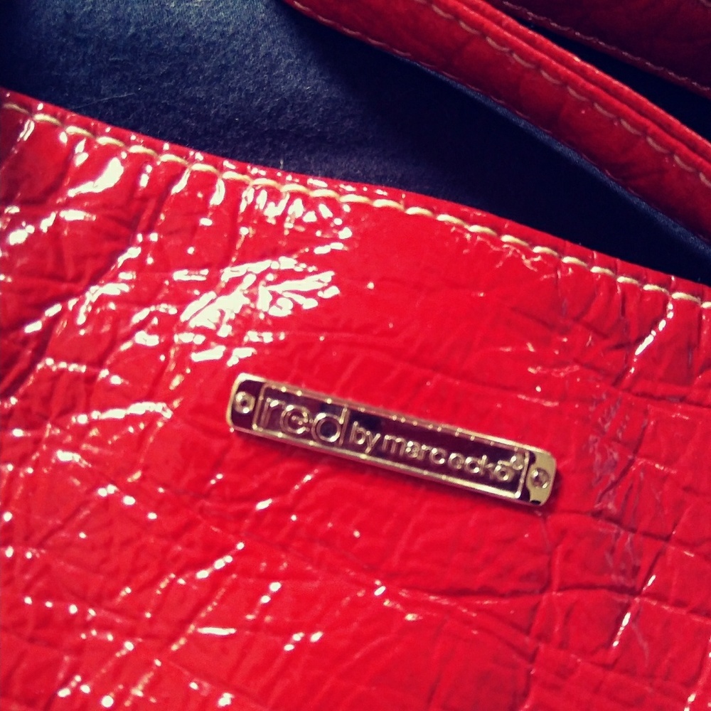 Reci by Marc Ecko purse - Picture 8 of 8